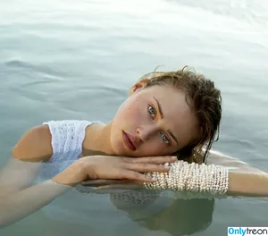 Estella Warren / estella_warren nude photo #0129