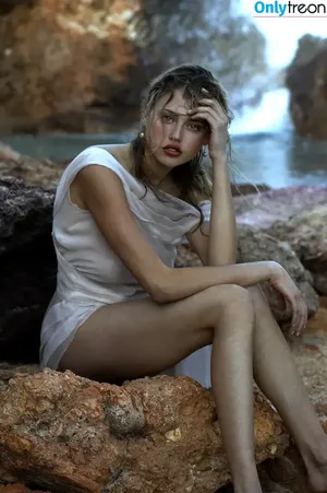 Estella Warren / estella_warren nude photo #0132