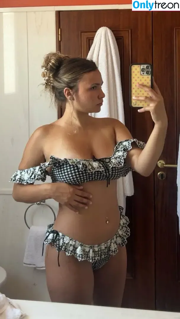 Ester Dobrik nude photo #0201 (esterrdobrik)