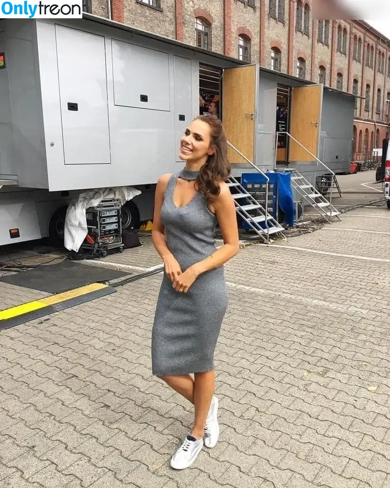 Esther Sedlaczek nude photo #0137 (esthersedlaczek)