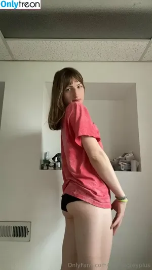  nude photo #0012