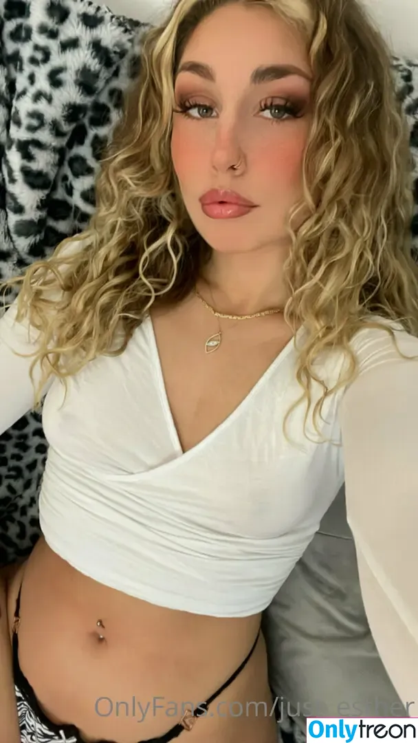 Estherjizz nude photo #0001 (Estherjizz)