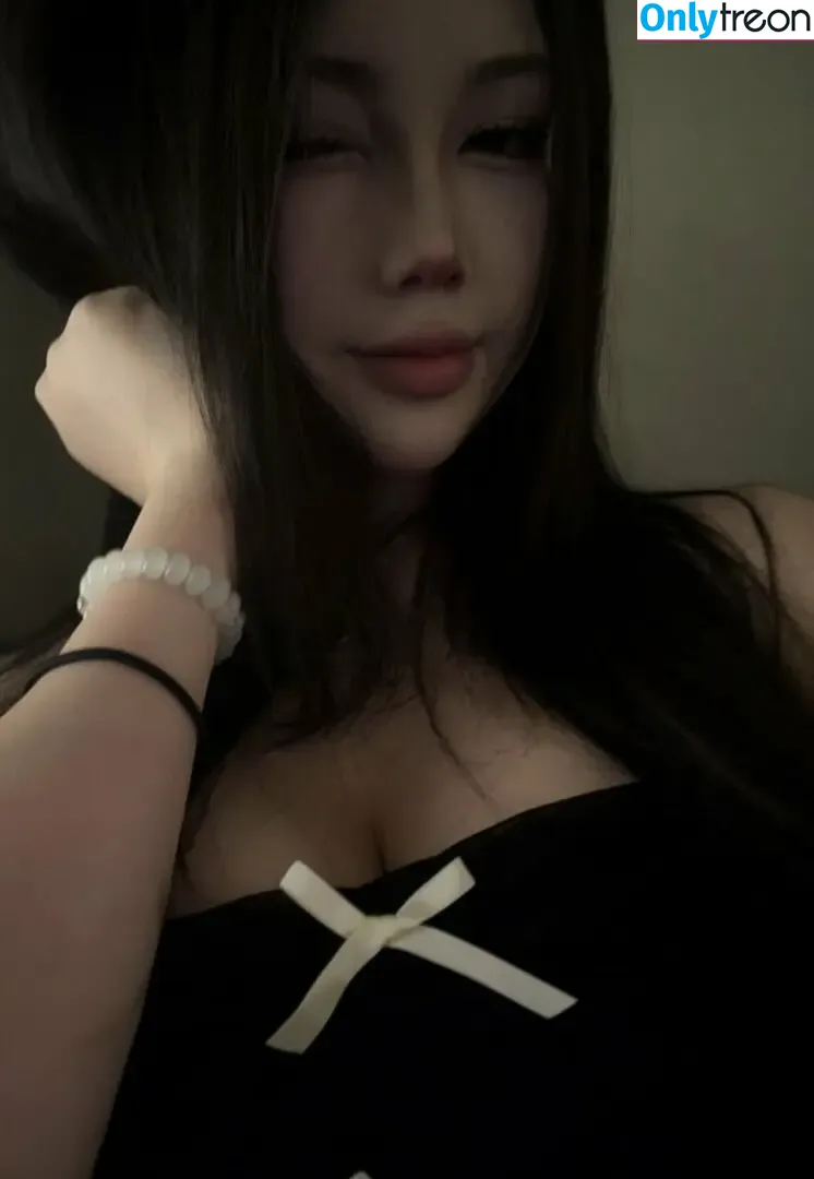 Eternaldoll777 nude photo #0018 (Naomi)