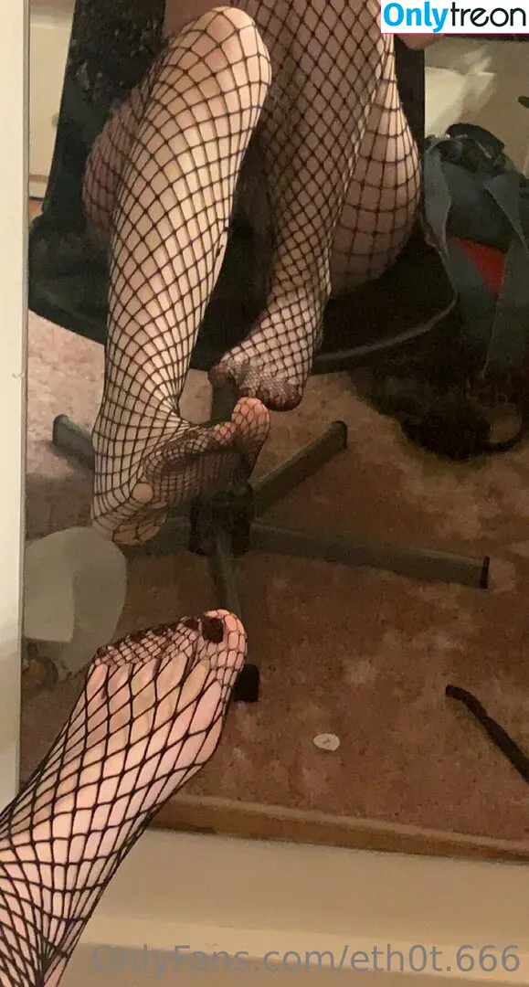 Eth0t.666 nude photo #0186 (Eth0t.666)