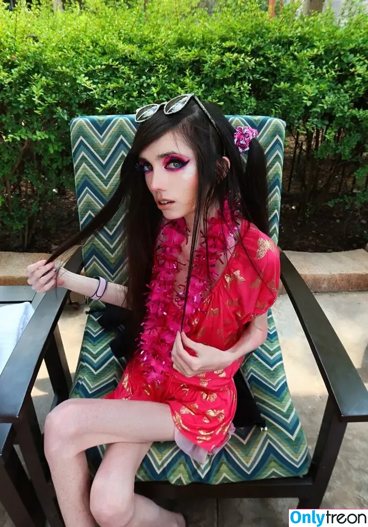 Eugenia Cooney nude photo #0106 (eugenia_cooney / eugeniacooney)