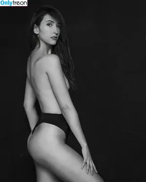 Eugenia Gonzales / eugeniagonzaleztv / ohaysol nude photo #0059