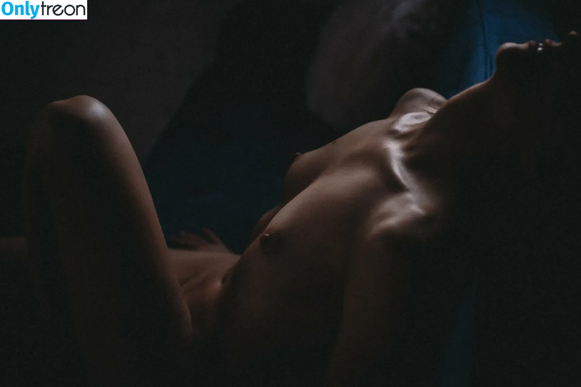 Eugenia Gonzales nude photo #0016 (eugeniagonzaleztv / ohaysol)