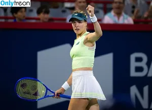 Eugenie Bouchard / Genie / geniebouchard nude photo #0665