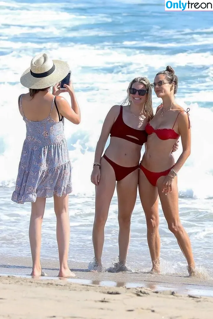 Eugenie Bouchard nude photo #0606 (Genie / geniebouchard)