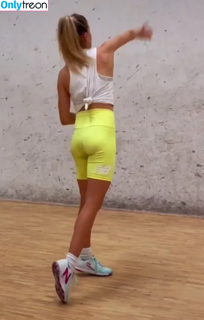 Eugenie Genie Bouchard nude photo #0092 (Eugenie 