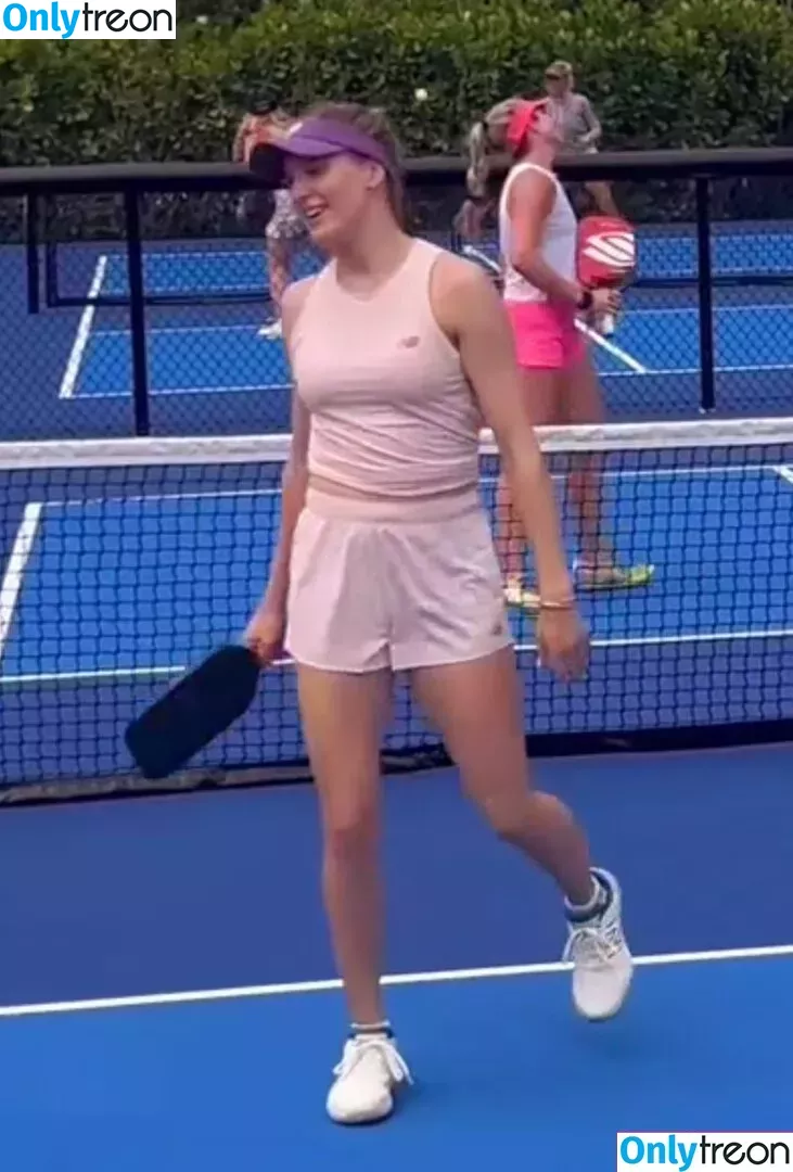 Eugenie Genie Bouchard nude photo #0364 (Eugenie 
