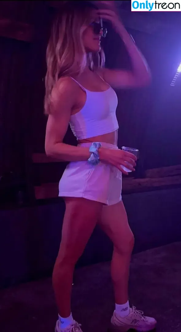 Eugenie Genie Bouchard nude photo #0532 (Eugenie 