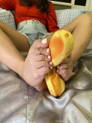 eurasian_feet / eurasian.feet nude photo #0038