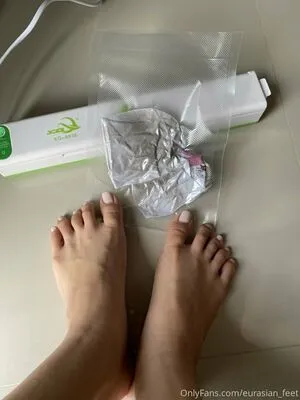 eurasian_feet / eurasian.feet nude photo #0269
