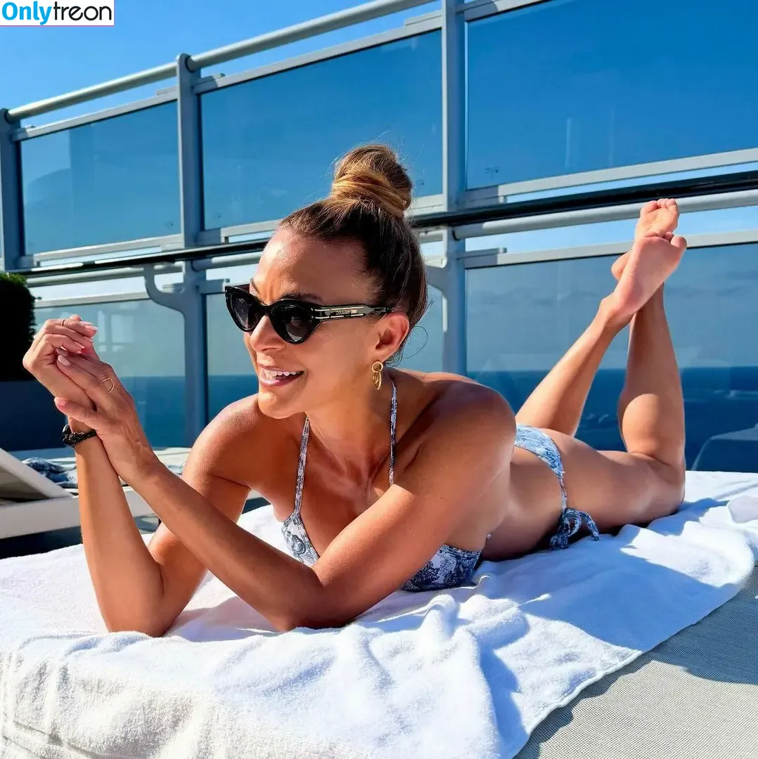 Eva LaRue nude photo #0128 (evalarue)