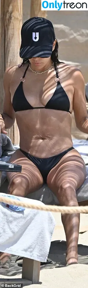 Eva Longoria nude photo #0173 (EvaLongoria)
