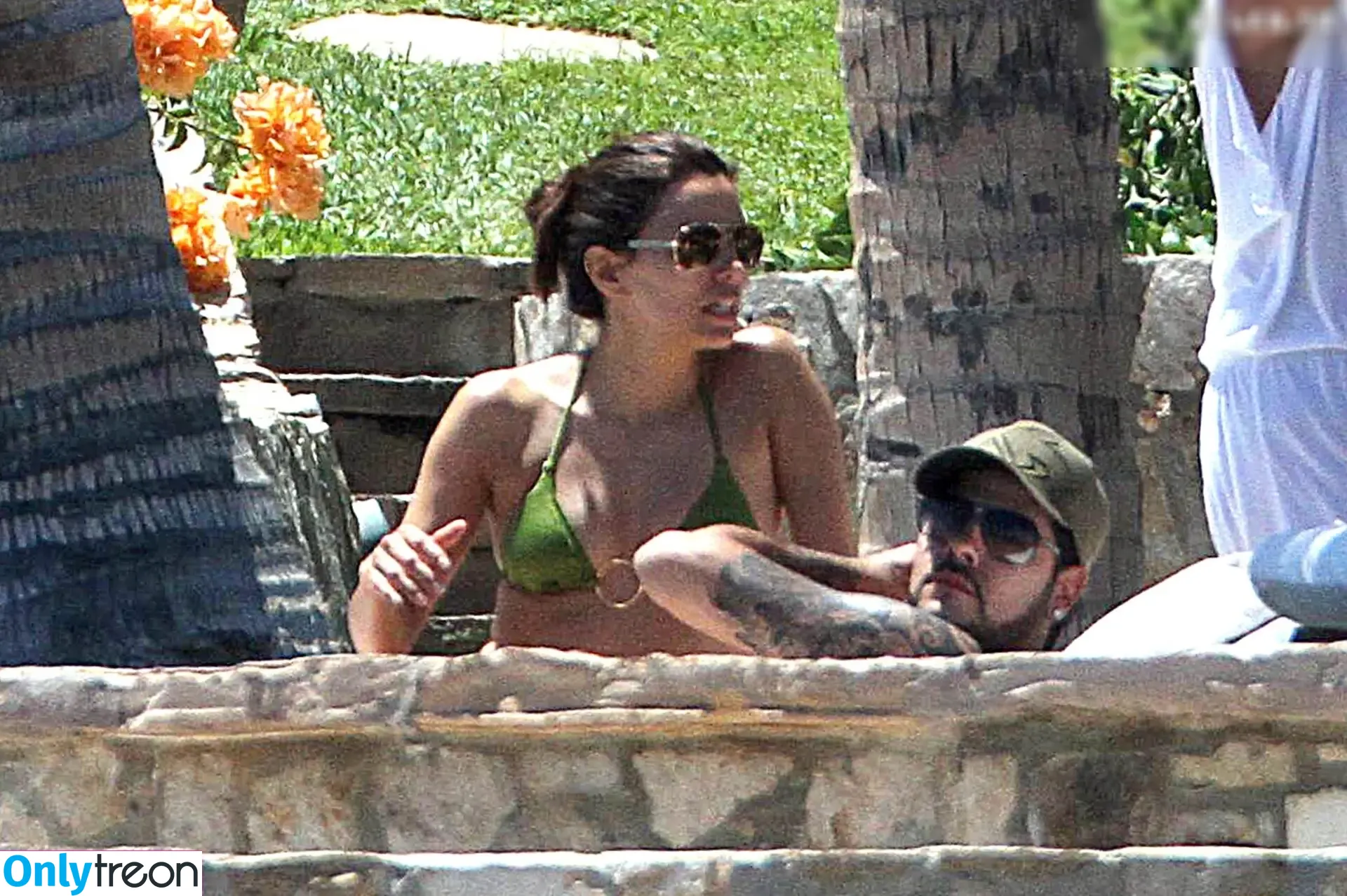 Eva Longoria nude photo #0983 (EvaLongoria)