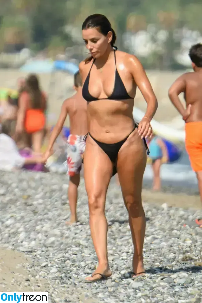 Eva Longoria nude photo #2199 (EvaLongoria)