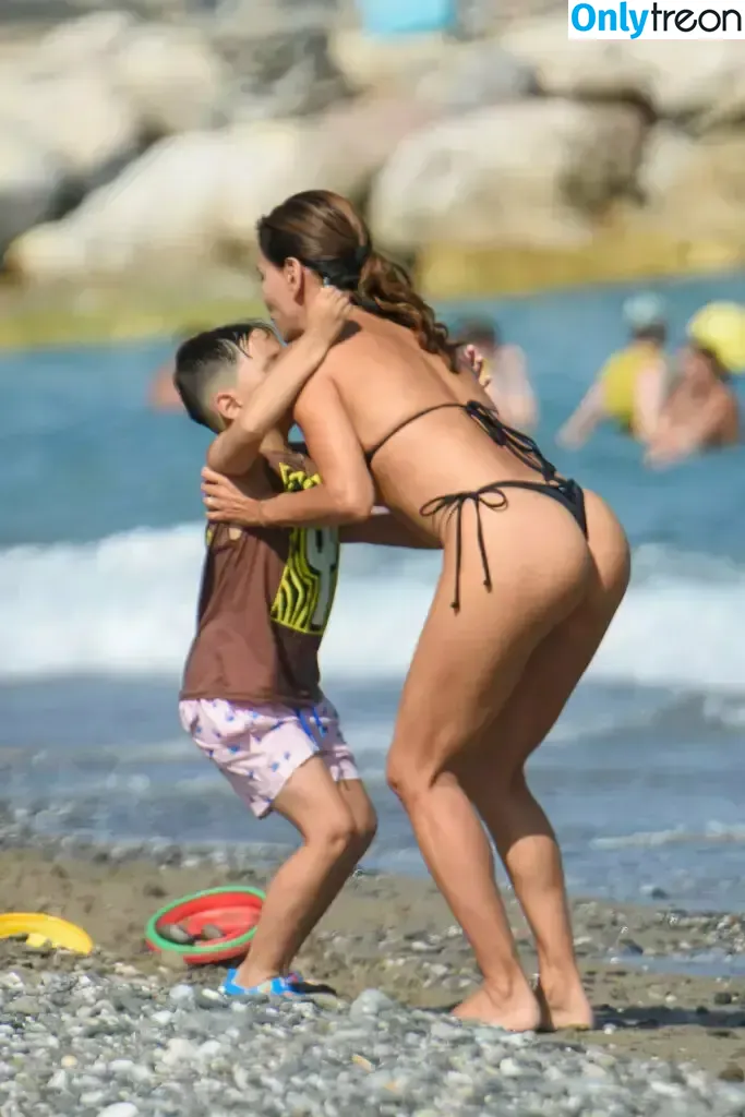 Eva Longoria nude photo #2207 (EvaLongoria)