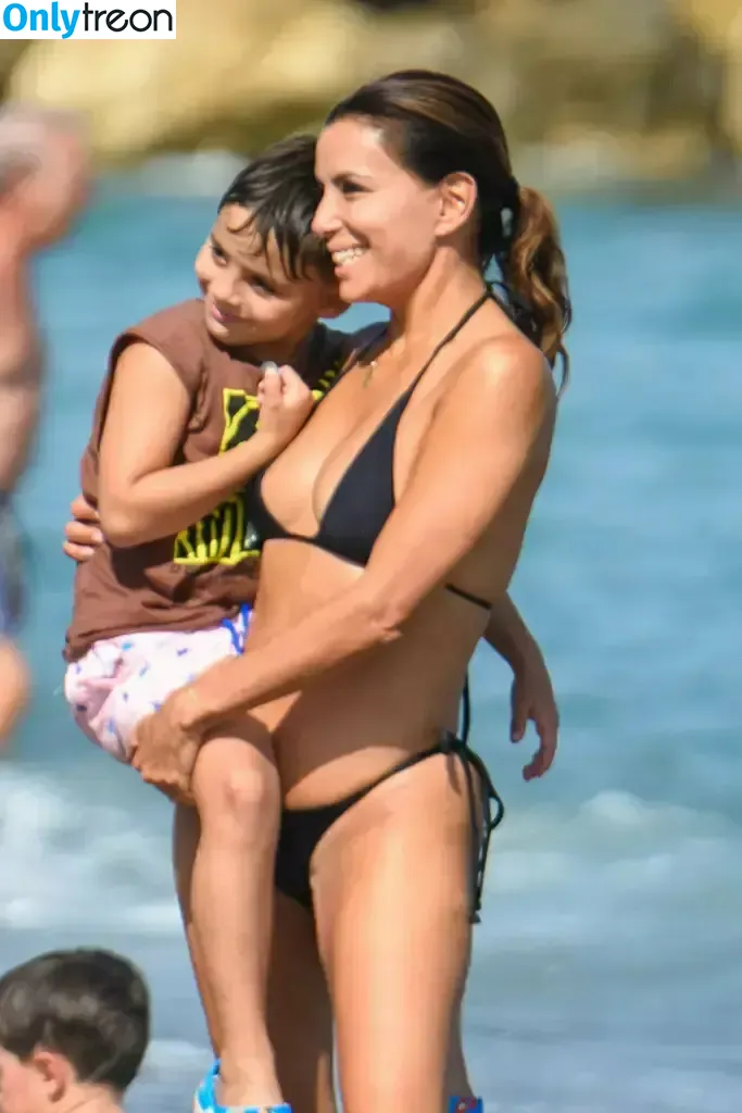 Eva Longoria nude photo #2209 (EvaLongoria)