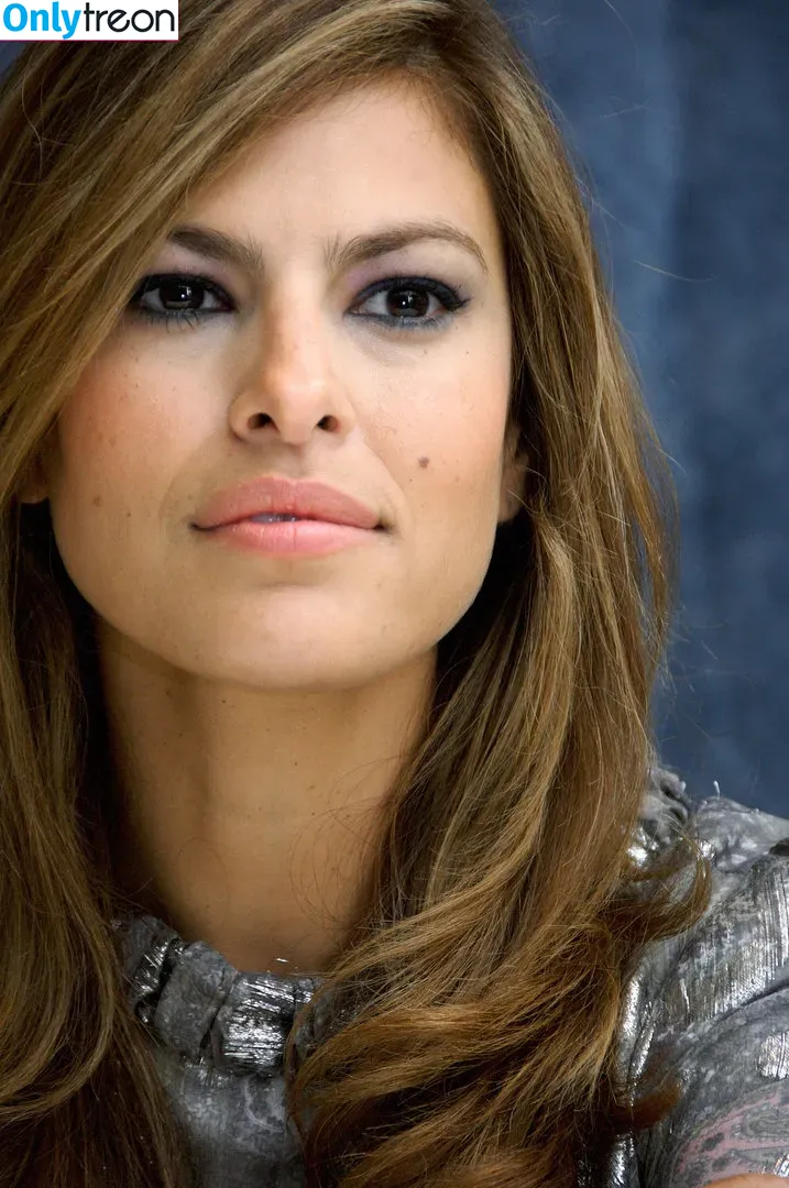 Eva Mendes nude photo #0012 (evamendes)