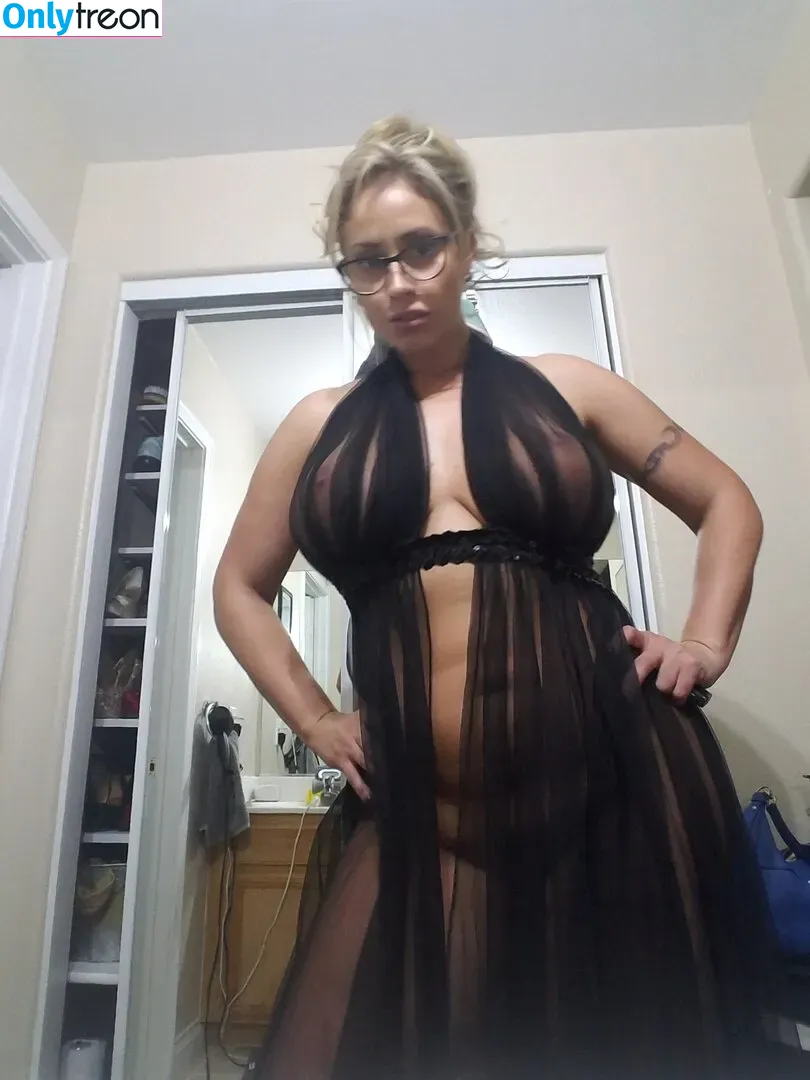 Eva Notty nude photo #0004 (EvaNotty / nottysquad)