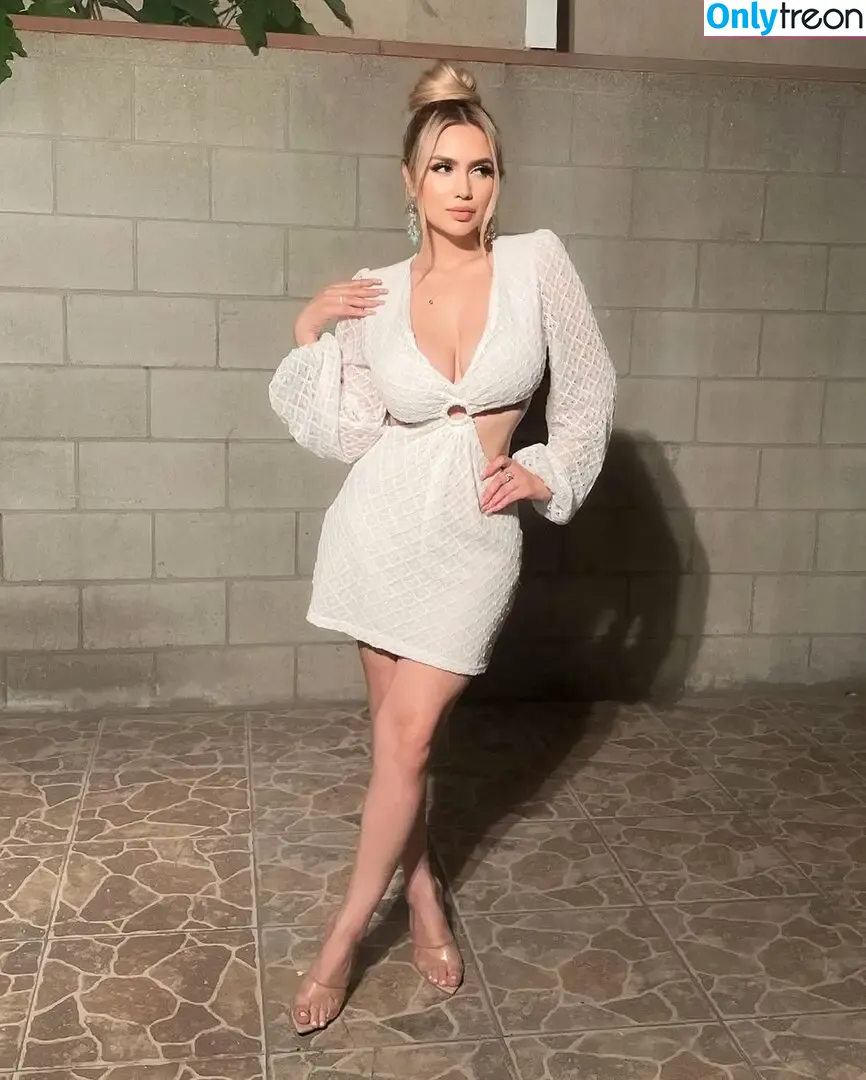 Eva Nunez nude photo #0007 (evanunez___)