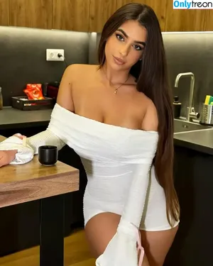 Eva Savagiou / ___evasavagiou nude photo #0875