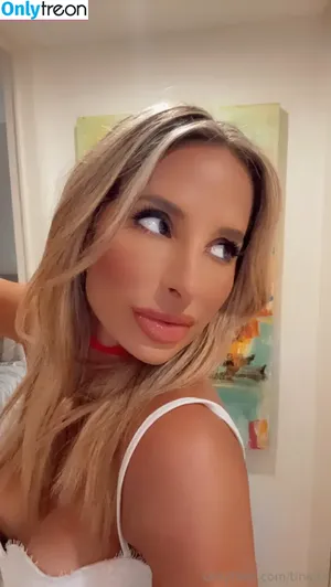 eva.sky.ts / evaskye nude photo #0004