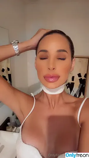 eva.sky.ts / evaskye nude photo #0020