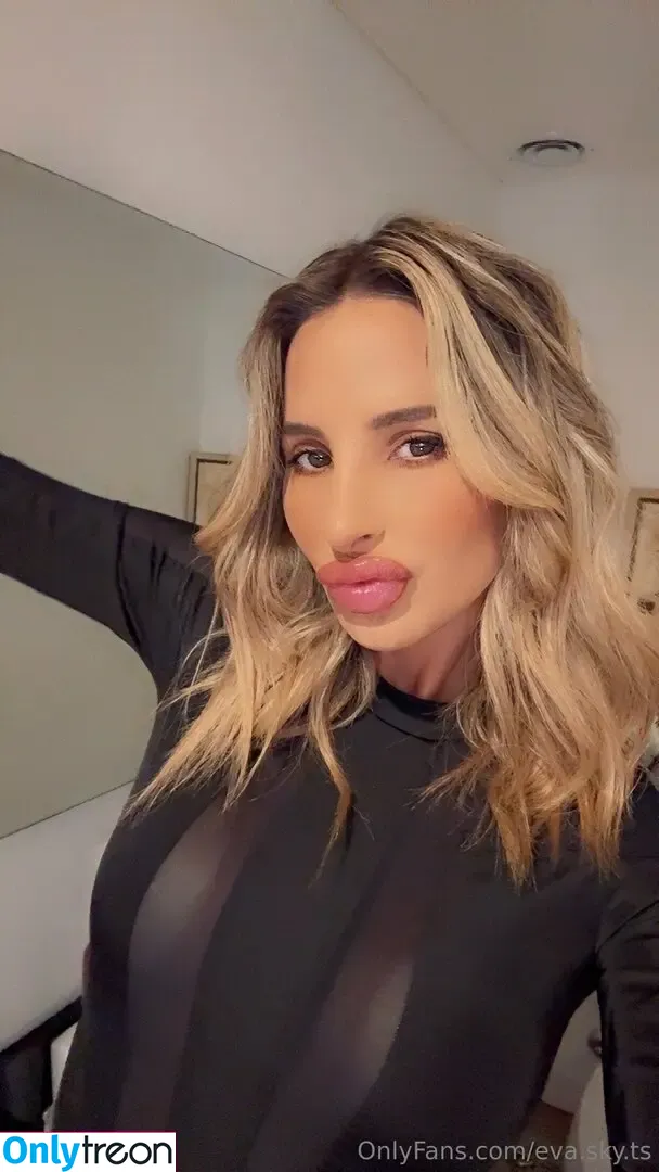 eva.sky.ts nude photo #0078 (evaskye)