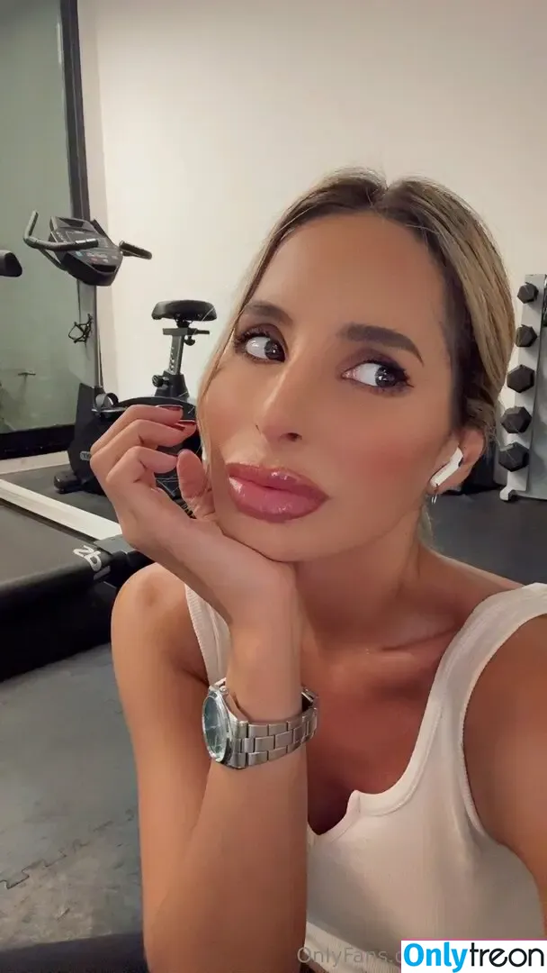 eva.sky.ts nude photo #0079 (evaskye)