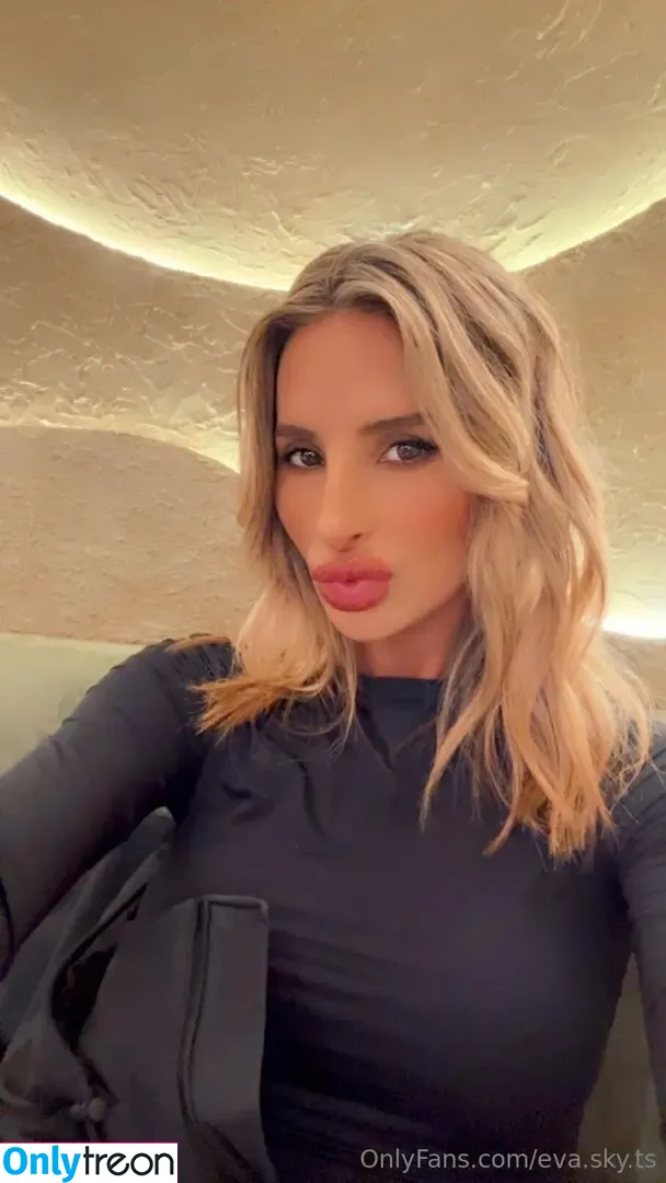 eva.sky.ts nude photo #0114 (evaskye)