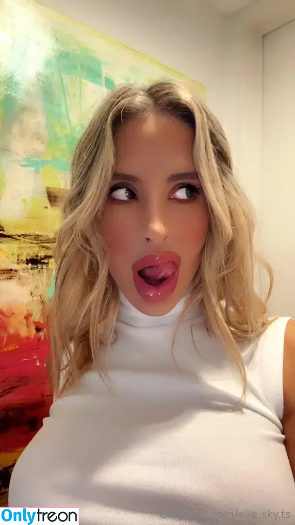 eva.sky.ts nude photo #0119 (evaskye)