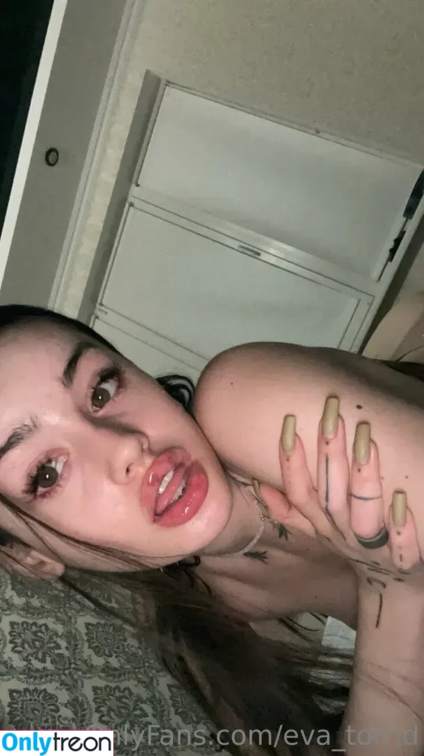 Eva Torrid nude photo #0088 (eva_torrid / evatori)