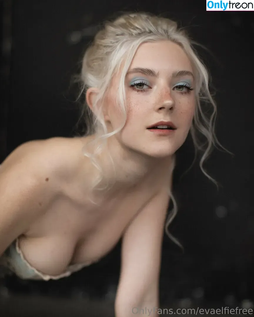 evaelfiefree nude photo #0009 (theevaelfie)
