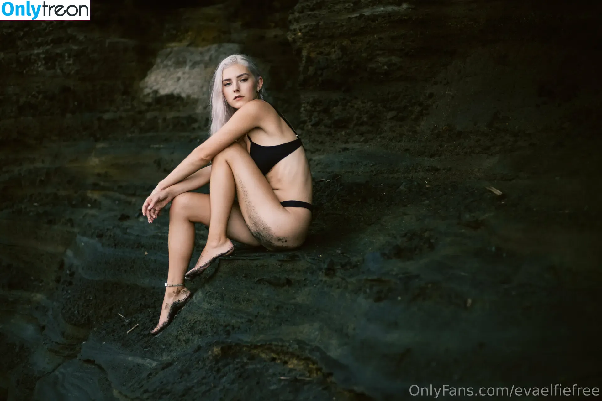 evaelfiefree nude photo #0030 (theevaelfie)