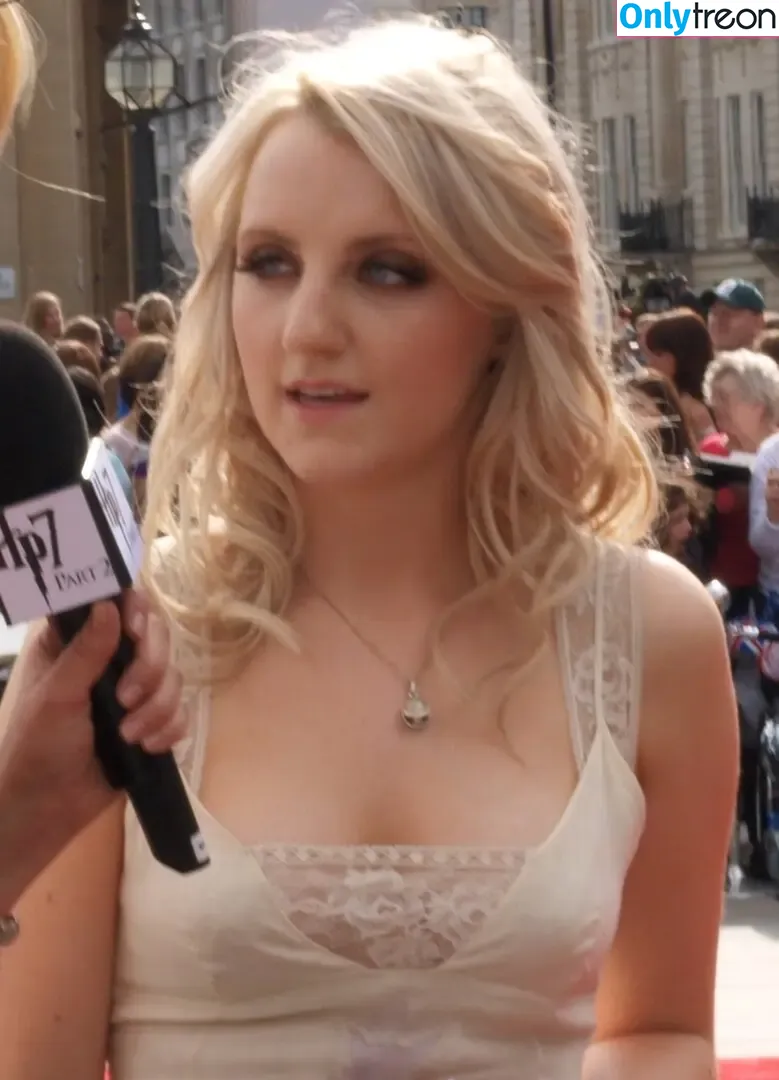 Evanna Lynch nude photo #0025 (evannalynch)