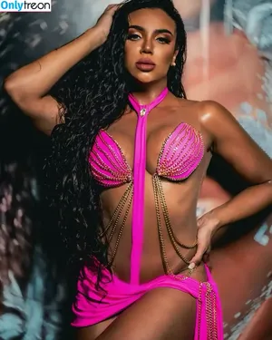 Evelyn Bastos / evelynbastosoficial nude photo #0005