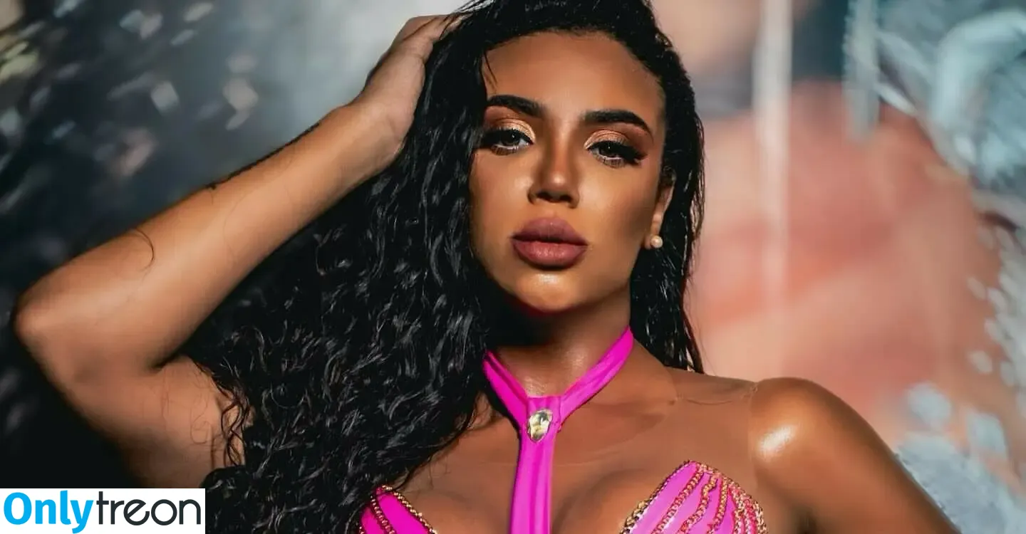 Evelyn Bastos nude photo #0001 (evelynbastosoficial)