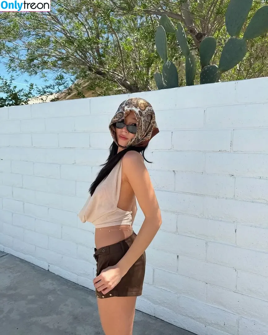 Evelyn Ha nude photo #0052 (eveee9 / hjevelyn)