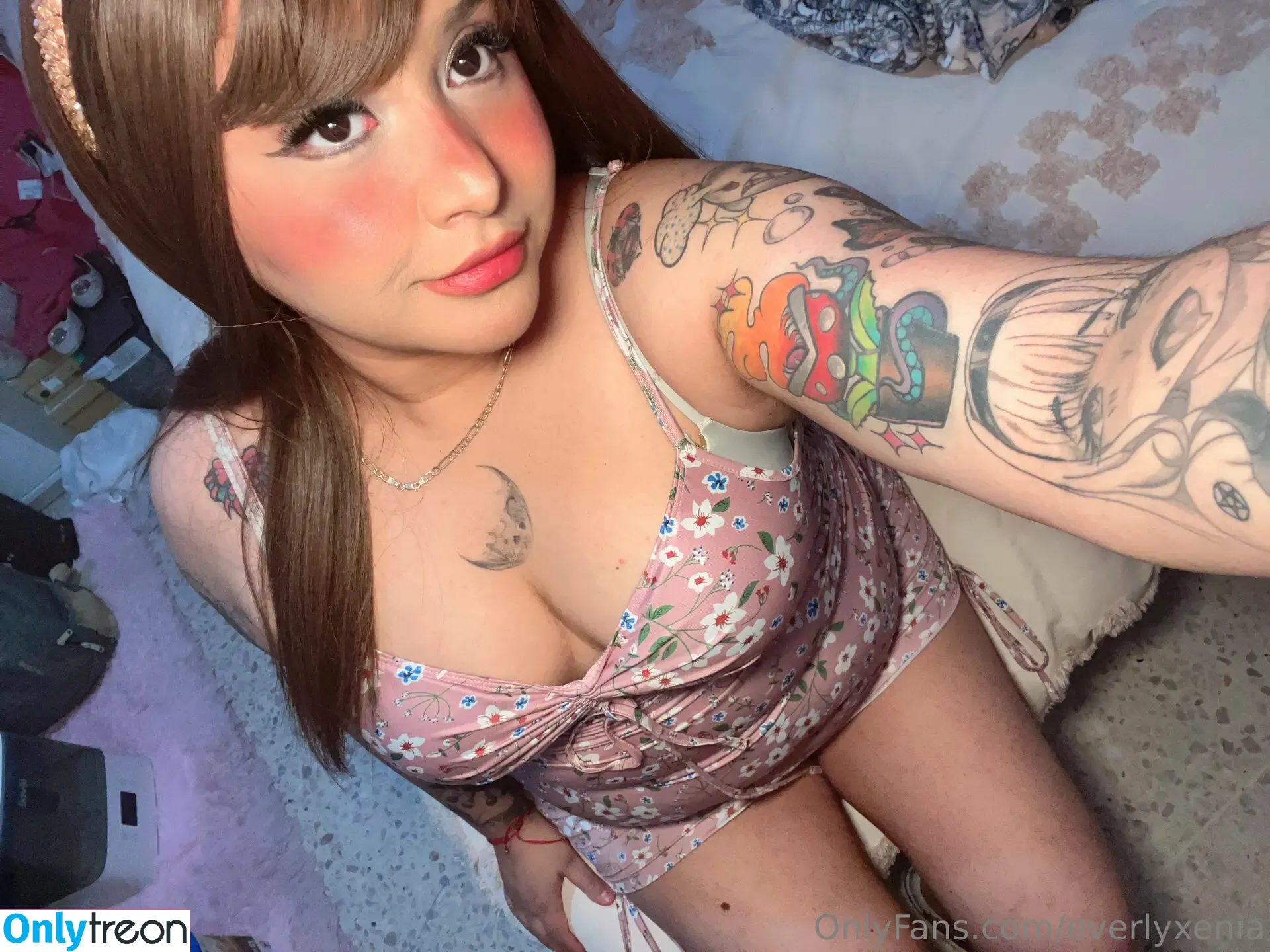 everlyxenia nude photo #0026 (_tranhanhi)