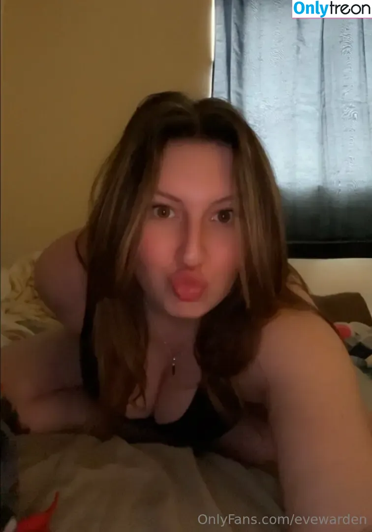 evewarden nude photo #0112 (ameliaevewarden)