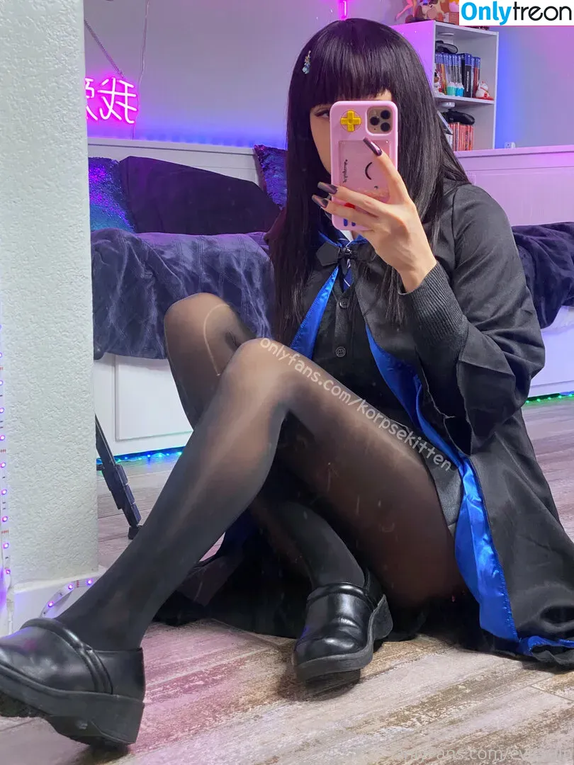 evierain nude photo #0054 (korpsekitten)