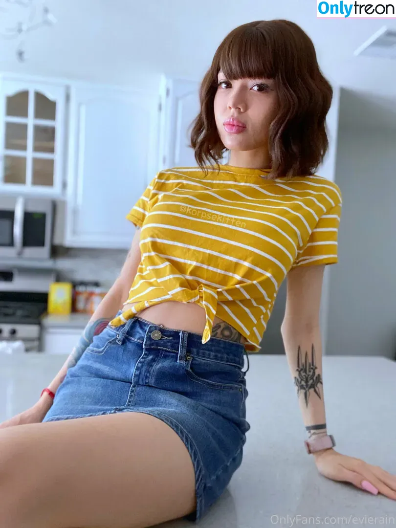 evierain nude photo #0057 (korpsekitten)
