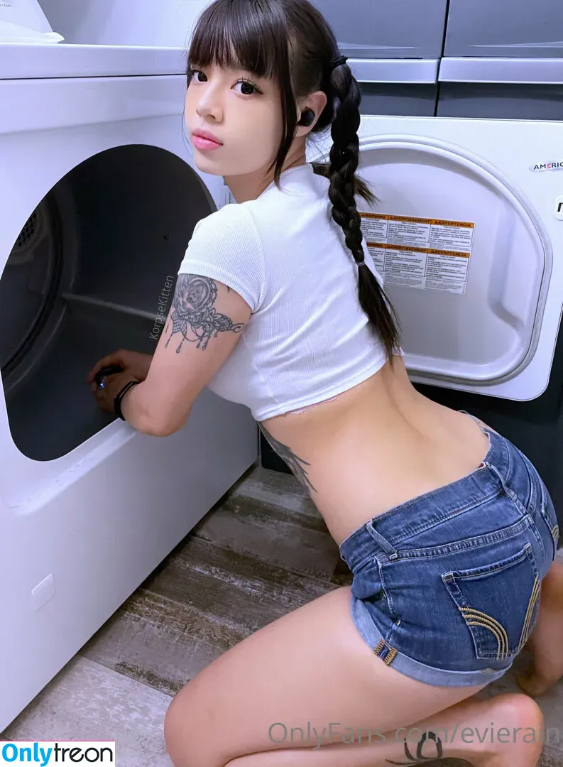 evierain nude photo #0155 (korpsekitten)