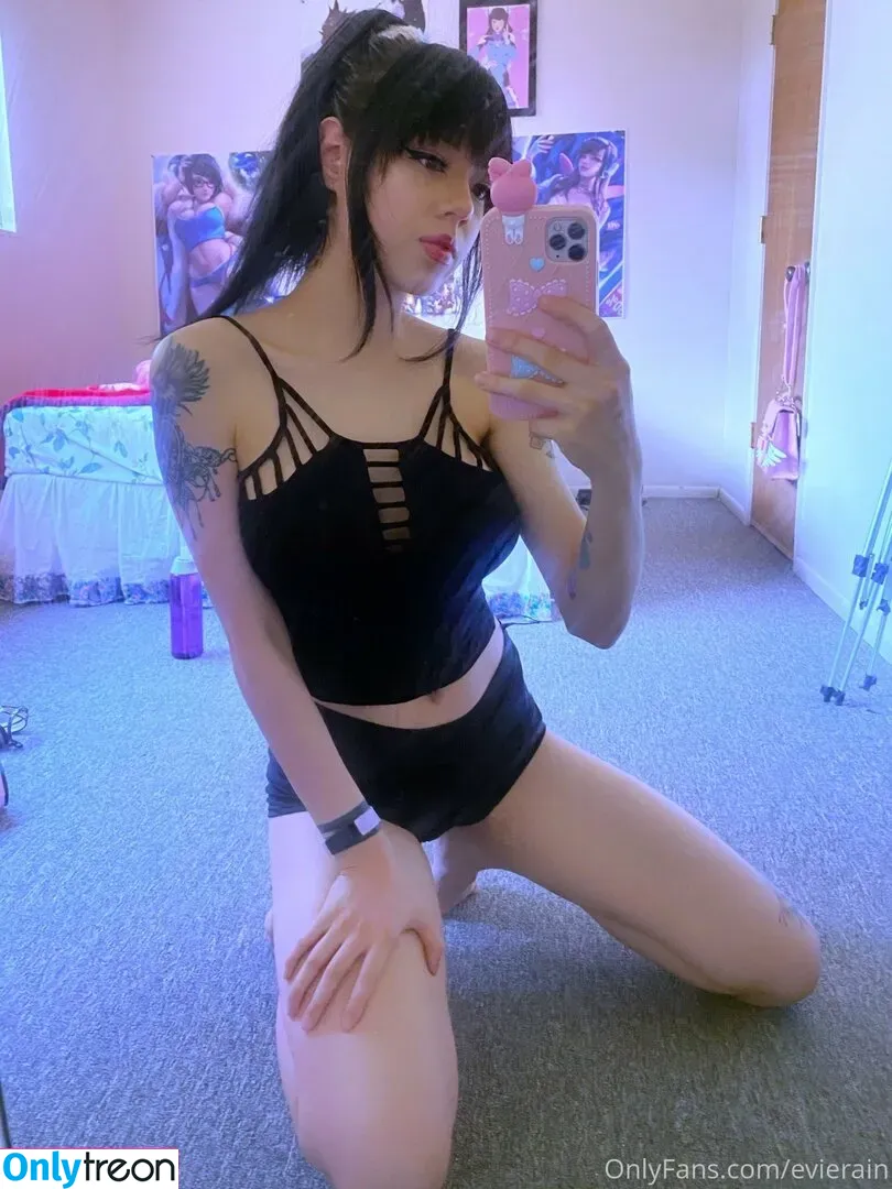 evierain nude photo #0188 (korpsekitten)