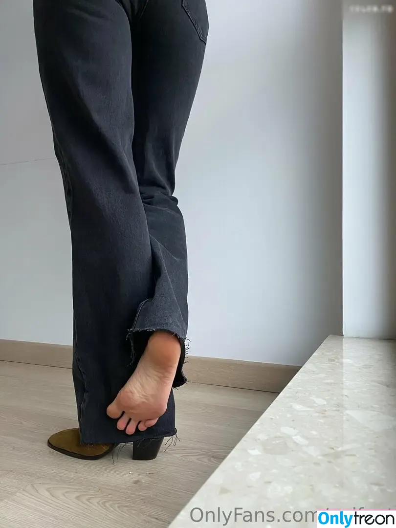 Evifeet nude photo #0113 (Evifeet)