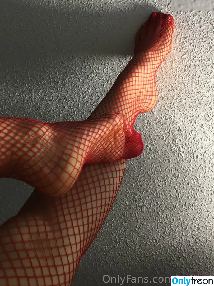 Evifeet nude photo #0148 (Evifeet)