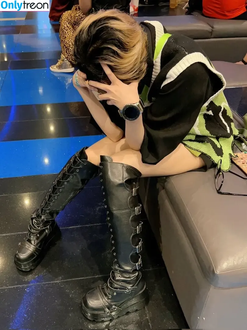 Evil Overlord Gabo nude photo #0901 (GaboVillain / eviloverlord_gabo)